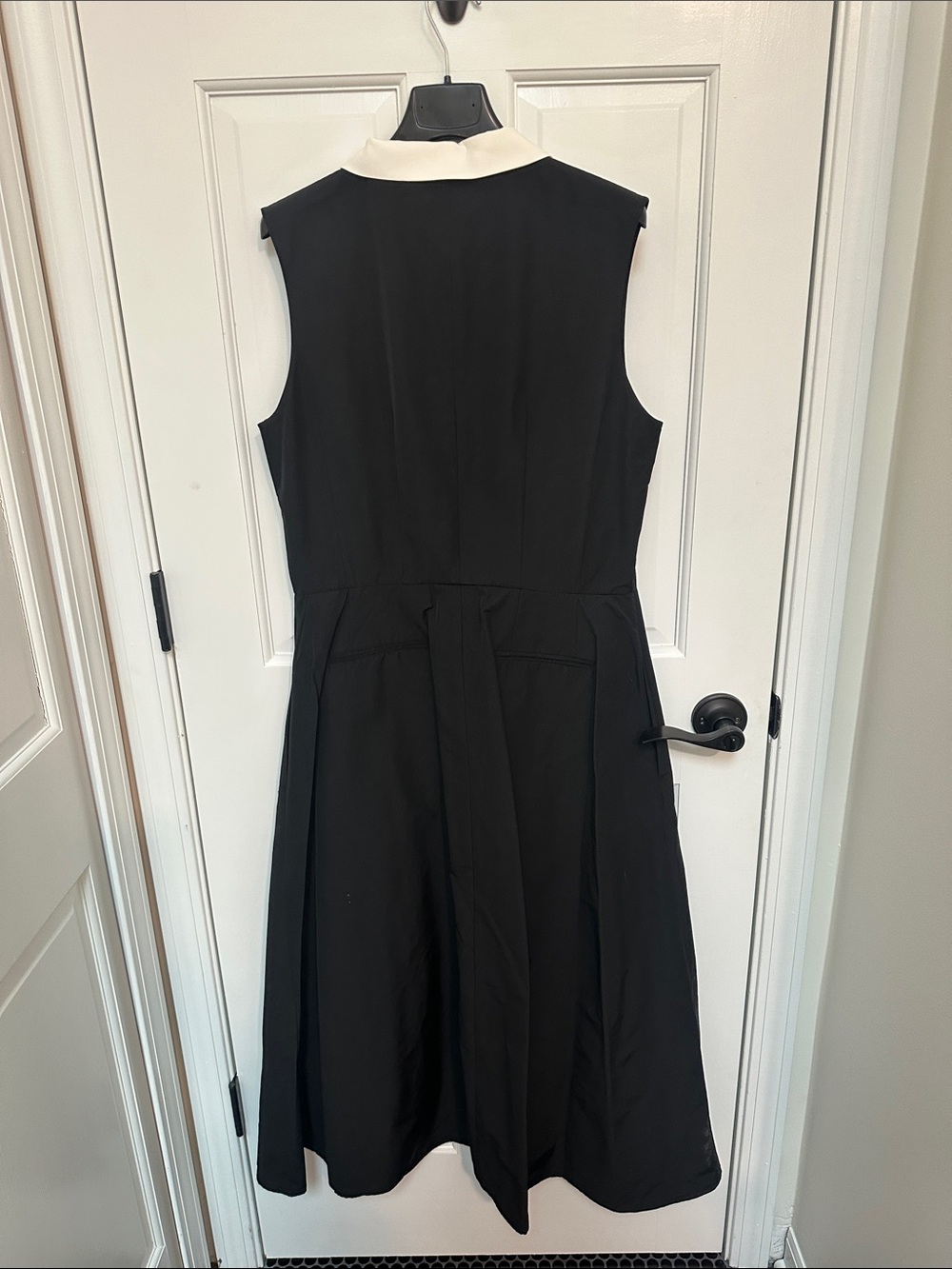 Sleeveless Black Maxi Dress with Cream Collar and Placket by - Picture 5 of 5